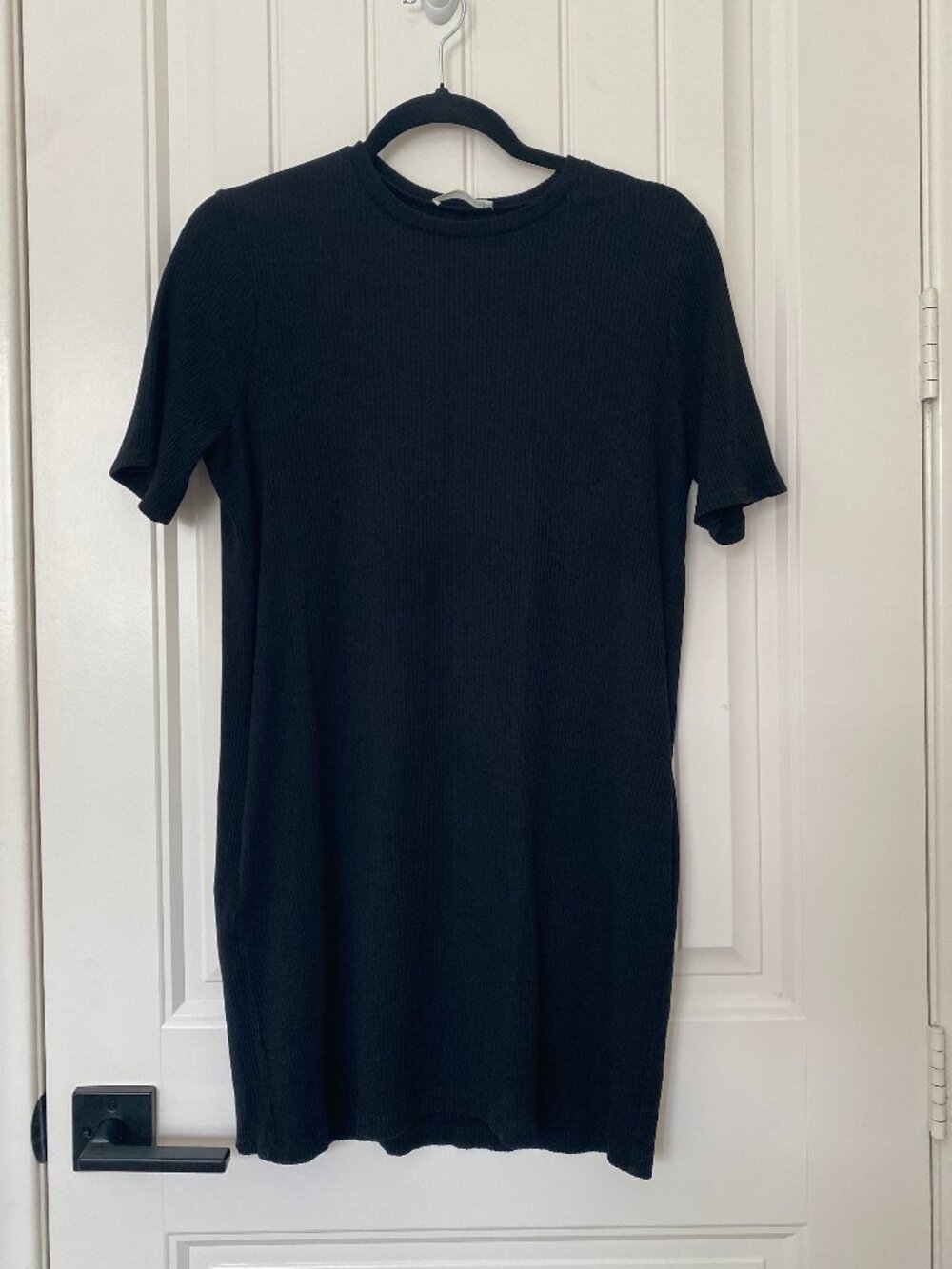 Reformation Jeans | Charli Ribbed T-Shirt Dress in Black - Picture 4 of 11